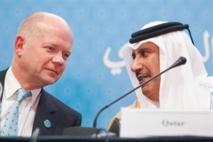 Los ministros de Exteriores del Reino Unido, William Hague-izquierda-y de Catar, Hamad Bin Yasem Azzani, en la reunión Los ministros de Exteriores del Reino Unido, William Hague-izquierda-y de Catar, Hamad Bin Yasem Azzani, en la reunión