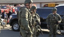 Policías cerca de la escuela Policías cerca de la escuela