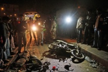 Moto bomba mató a cuatro personas e hirió a 42 en Pakistán Moto bomba mató a cuatro personas e hirió a 42 en Pakistán
