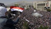Manifestantes sirios a favor del presidente Bashar Al Asad Manifestantes sirios a favor del presidente Bashar Al Asad