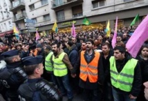Manifestantes kurdos protestan por los asesinatos en París. Manifestantes kurdos protestan por los asesinatos en París.