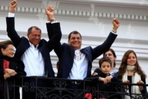 Rafael Correa, celebrando su triunfo Rafael Correa, celebrando su triunfo