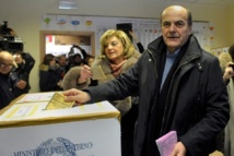 Bersani votando.