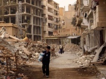 Fuerza aérea siria bombardea barrio de Homs; Al Qaida reivindica ataque Fuerza aérea siria bombardea barrio de Homs; Al Qaida reivindica ataque