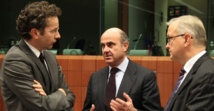 De izquierda a derecha, Dijsselbloem, De Guindos y Rehn. De izquierda a derecha, Dijsselbloem, De Guindos y Rehn.