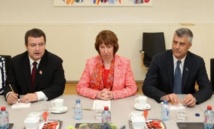 De izquierda a derecha, Dacic, Ashton y Thaci