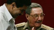 Nicolás Maduro-izquierda-y Raúl Castro.