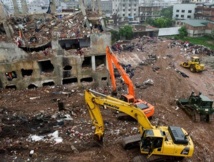 Bangladesh cierra 18 fábricas textiles tras derrumbe de edificio que causó más de 800 muertos