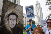 Manifestantes pidiendo justicia para Trayvon Martin Manifestantes pidiendo justicia para Trayvon Martin