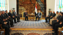 Egipto empieza a reformar la Constitución, tres muertos en Sinaí Egipto empieza a reformar la Constitución, tres muertos en Sinaí
