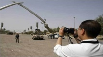 Turistas occidentales visitan Irak pese a los atentados Turistas occidentales visitan Irak pese a los atentados