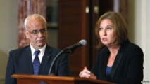 Saib Erekat-izquierda-y Tzipi Livni