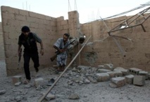 Rebeldes en Deir As Sur, este de Siria Rebeldes en Deir As Sur, este de Siria