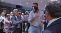 Fascistas asaltando la sede del gobierno catalán en Madrid Fascistas asaltando la sede del gobierno catalán en Madrid