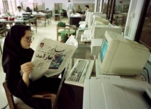 Irán detiene al director de un periódico reformista Irán detiene al director de un periódico reformista