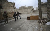 Ejército sirio retoma el control total de una base militar clave cerca de Alepo (TV estatal) Ejército sirio retoma el control total de una base militar clave cerca de Alepo (TV estatal)