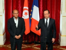 El presidente tunecino, Marsuki-a la izquierda-y el francés Hollande El presidente tunecino, Marsuki-a la izquierda-y el francés Hollande
