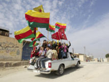 Los kurdos de Siria anuncian formación de un gobierno de transición autónomo Los kurdos de Siria anuncian formación de un gobierno de transición autónomo