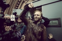 Uno de los ecologistas liberados Uno de los ecologistas liberados