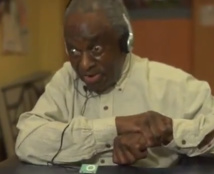 Una escena del documental Alive inside Una escena del documental Alive inside