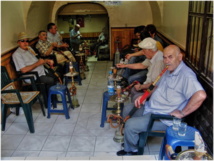 La prohibición del narguile desata un revuelo en Jordania La prohibición del narguile desata un revuelo en Jordania