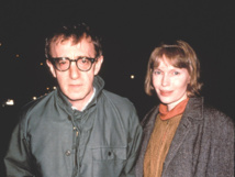 Woody Allen y Mia Farrow en los 80.