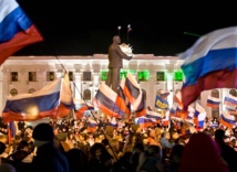 Crimeos celebran el resultado del referéndum, a favor de la unión con Rusia Crimeos celebran el resultado del referéndum, a favor de la unión con Rusia