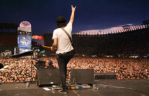 Festival Vive Latino pone a bailar a México con Arcade Fire y Calle 13