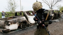 Un hombre armado cerca de Slaviansk Un hombre armado cerca de Slaviansk