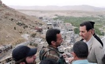 Bashar Al Asad, a la derecha