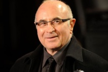 Bob Hoskins