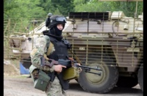 Un soldado ucraniano Un soldado ucraniano