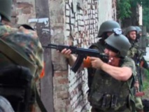 El ejército ucraniano pierde en un día 23 soldados en su ofensiva contra los rebeldes prorrusos El ejército ucraniano pierde en un día 23 soldados en su ofensiva contra los rebeldes prorrusos