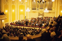 Problemas financieros ensombrecen reapertura del Festival de Salzburgo