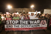Manifestantes en Tel Aviv