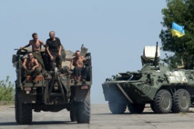 Donetsk bajo artillería, Occidente advierte a Moscú contra intervención en Ucrania Donetsk bajo artillería, Occidente advierte a Moscú contra intervención en Ucrania