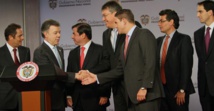 Santos, y sus ministros reciben a los delegados del gobierno en los diálogos de paz Santos, y sus ministros reciben a los delegados del gobierno en los diálogos de paz