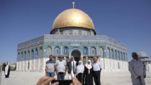 Gazatíes se hacen fotos en Jerusalén