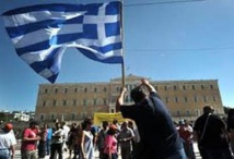 Manifestantes ante el parlamento griego