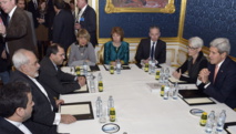 Los ministros de Exteriores en la mesa