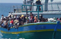 Inmigrantes llegando a la isla de Lampedusa