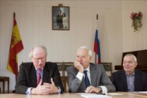 García Margallo, al centro García Margallo, al centro