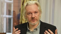 Julian Assange en la embajada de Ecuador en Londres