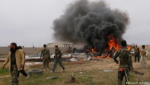 Las fuerzas iraquíes bombardean a los yihadistas sitiados en Tikrit