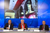 Algunos de los opositores sirios que han dialogado con el gobierno sirio, en Moscú. Algunos de los opositores sirios que han dialogado con el gobierno sirio, en Moscú.