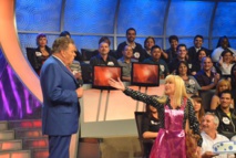 Icono de la TV en español "Sábado Gigante" llega a su fin tras 53 años Icono de la TV en español "Sábado Gigante" llega a su fin tras 53 años