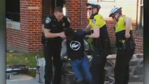Justicia investiga muerte de negro bajo custodia policial en Baltimore Justicia investiga muerte de negro bajo custodia policial en Baltimore