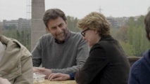 Nanni Moretti-a la izquierda-y Margherita Buy, en una escena del film