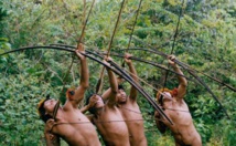 Indígenas aislados Indígenas aislados