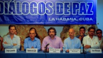 Representantes del gobierno, la guerrilla y de Cuba y Noruega en La Habana, Cuba